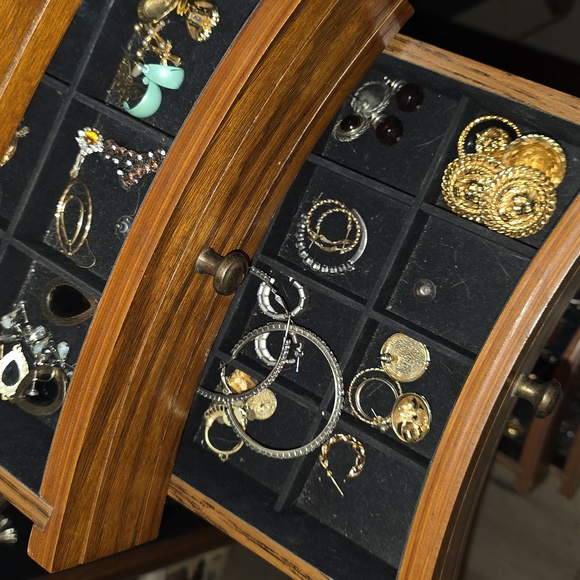 Random Pull Brand New With Jewelry Bundle - Picture 9 of 9